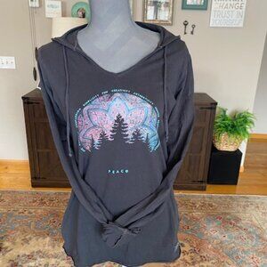 Life is Good hoodie Tee.  Women's Size Small. Black